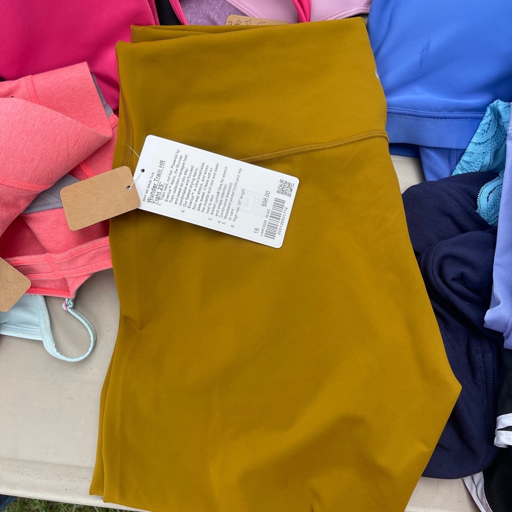 Lululemon wunder train HR tight 25” and align HR 8” biker shorts
